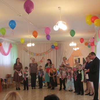 vypusknoj-gruppy-tsveiochnyj-gorod16